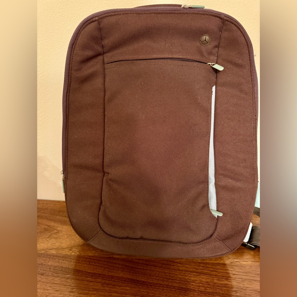 Belkin slim laptop cross body backpack